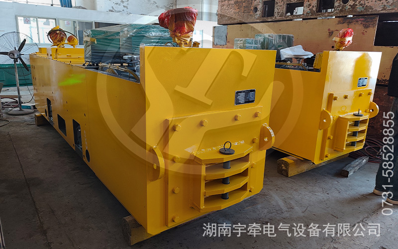 10噸架線式電機(jī)車(chē)出口海外 1.jpg